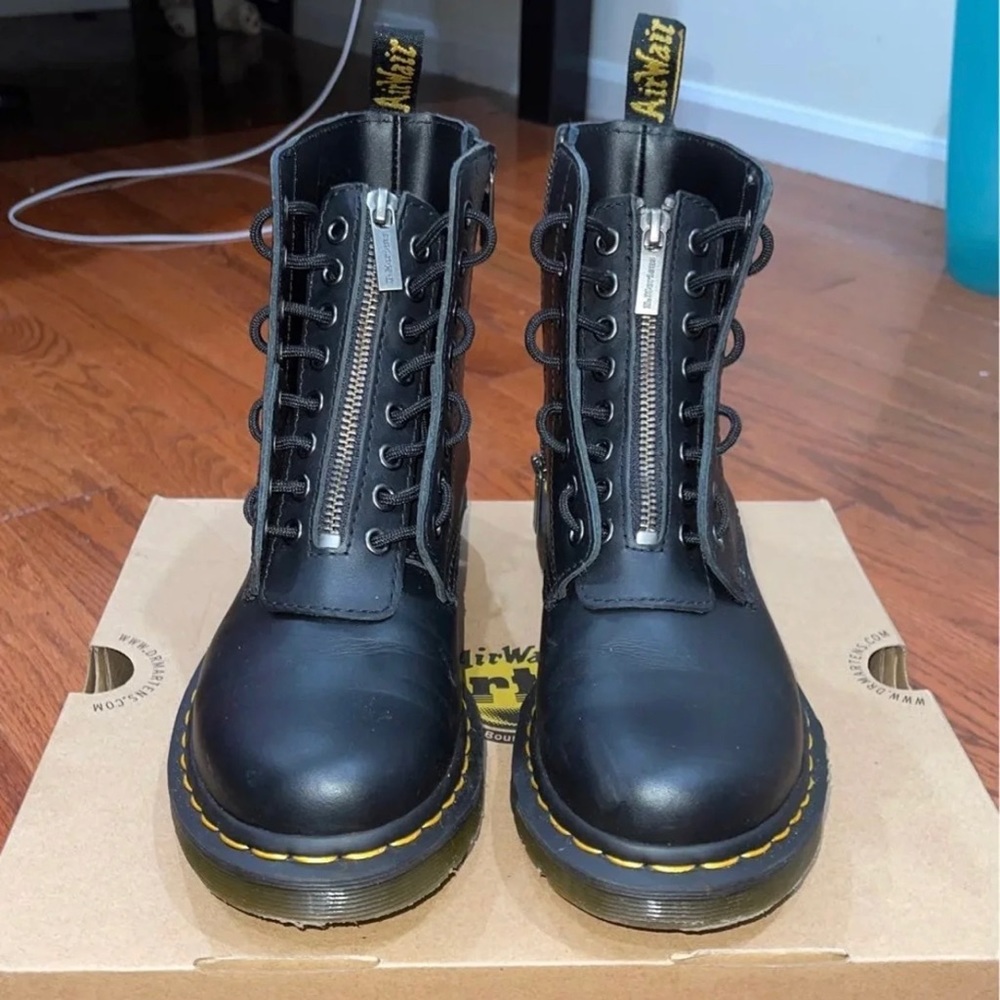 COPY - Dr. Martens Boots Jadon